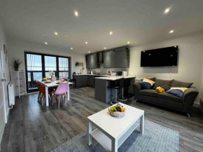 Seashell - Hornsea Duplex Apartment with Sea Views and Balconies